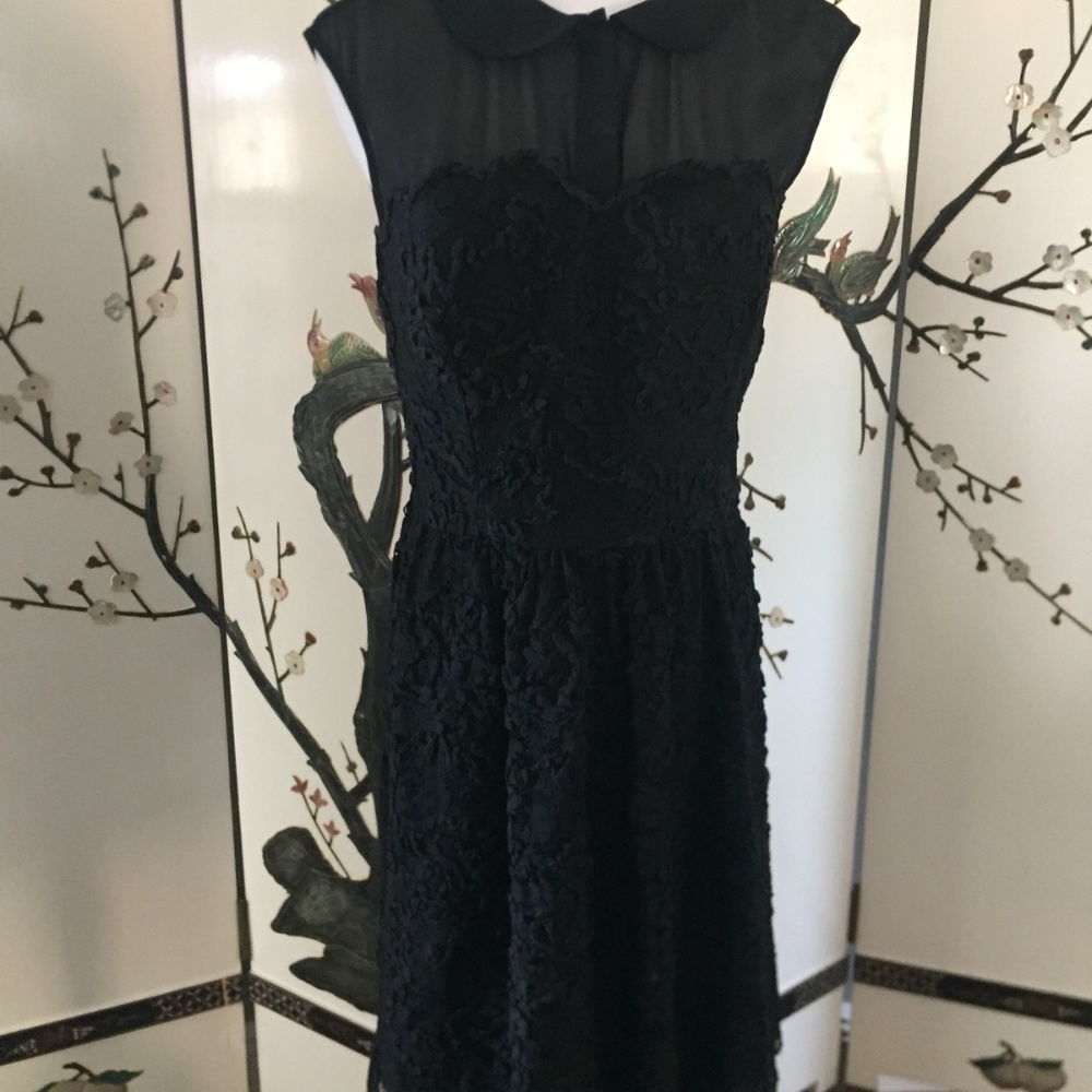 black floral pattern dress
